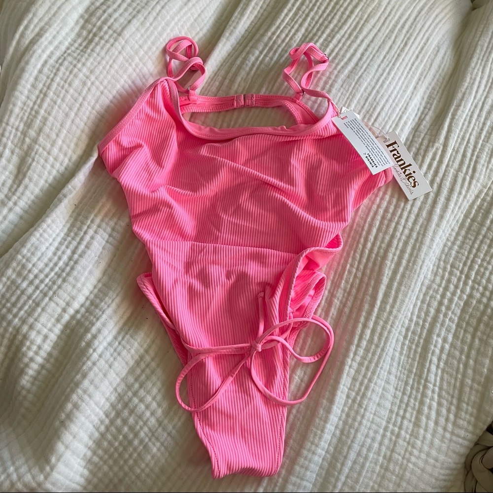 Frankies Bikinis Croft One Piece XL